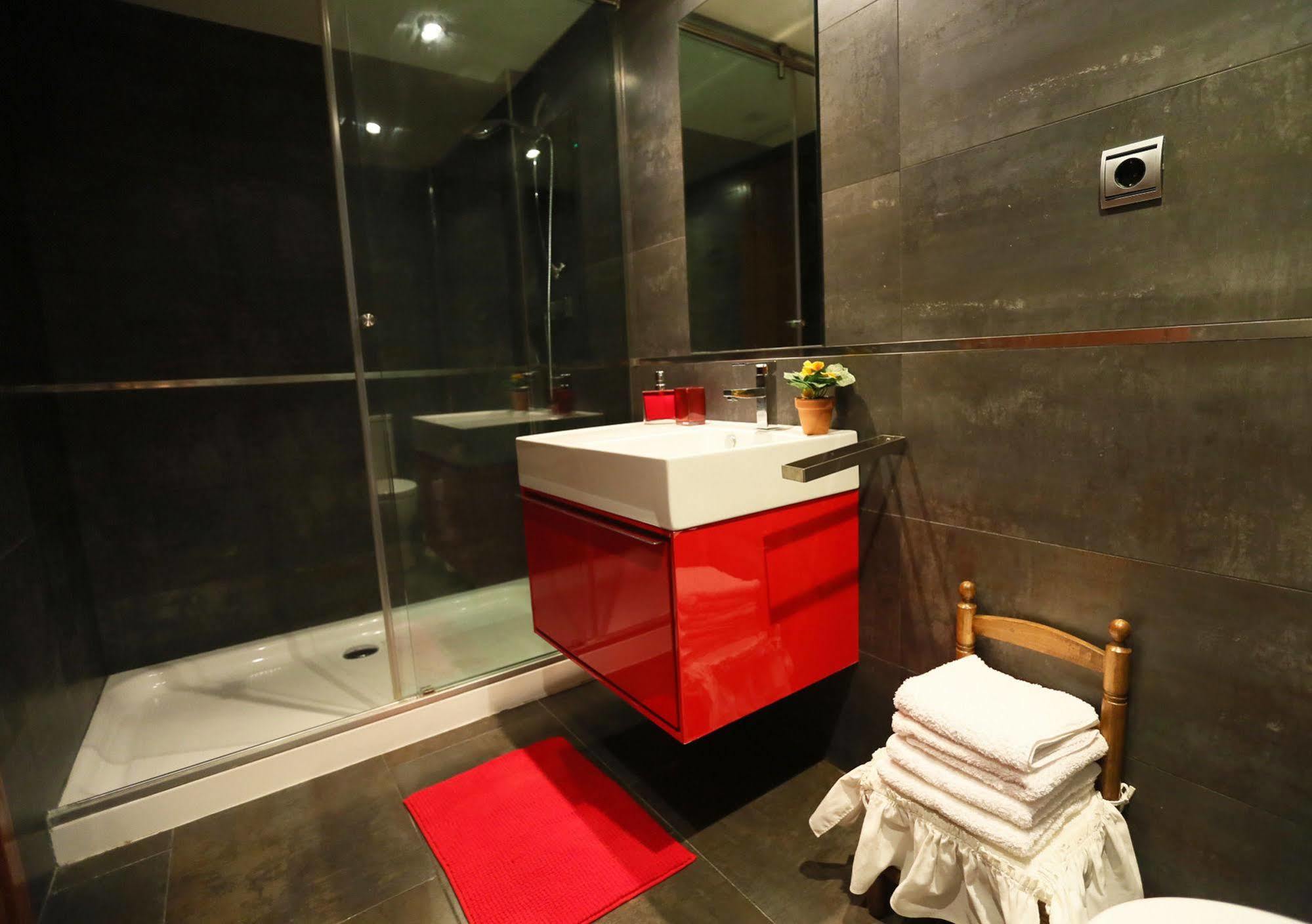 Apartamentos La Torre Камбрильс Экстерьер фото