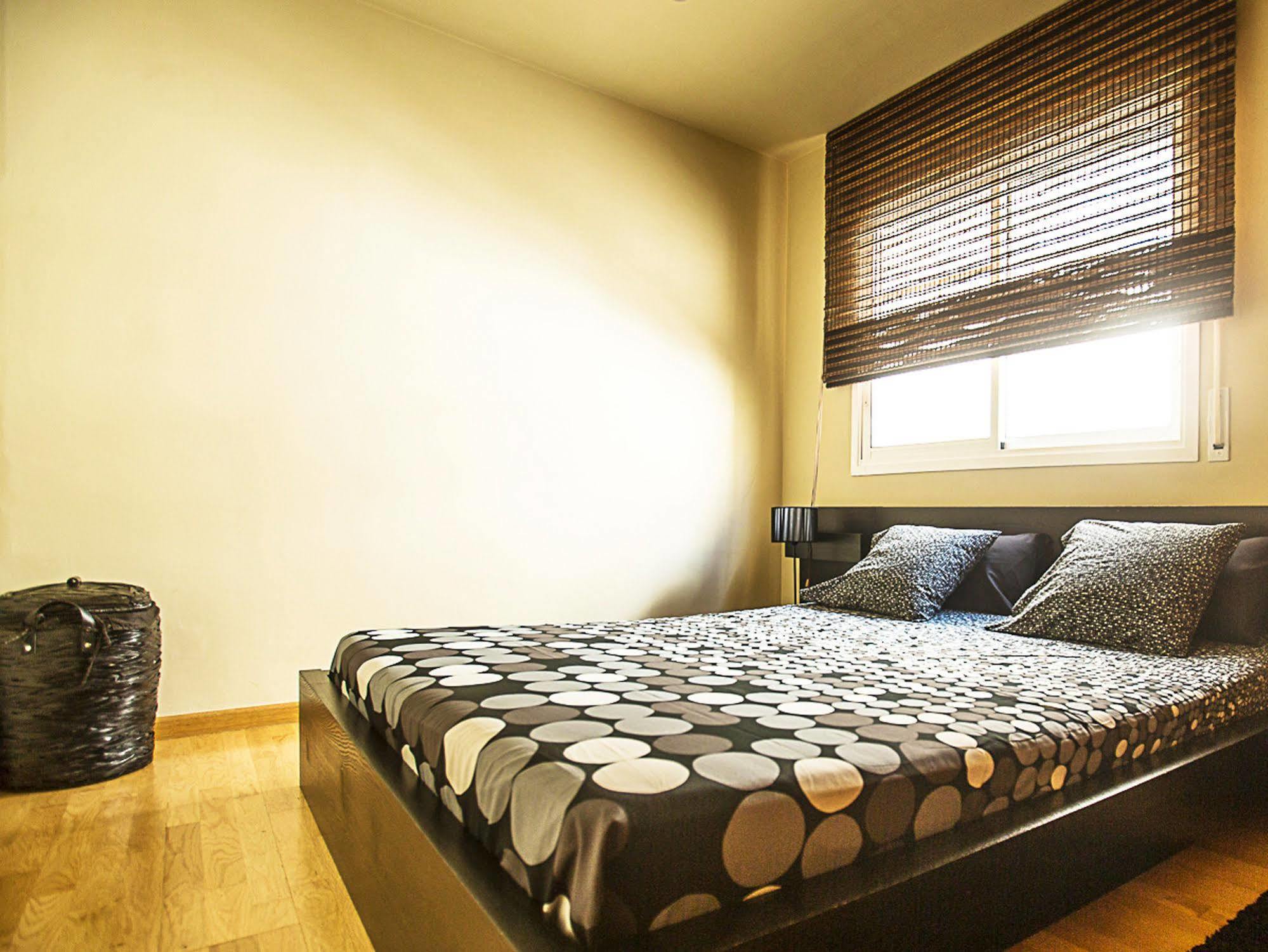 Apartamentos La Torre Камбрильс Экстерьер фото