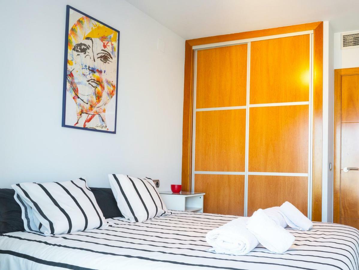 Apartamentos La Torre Камбрильс Экстерьер фото