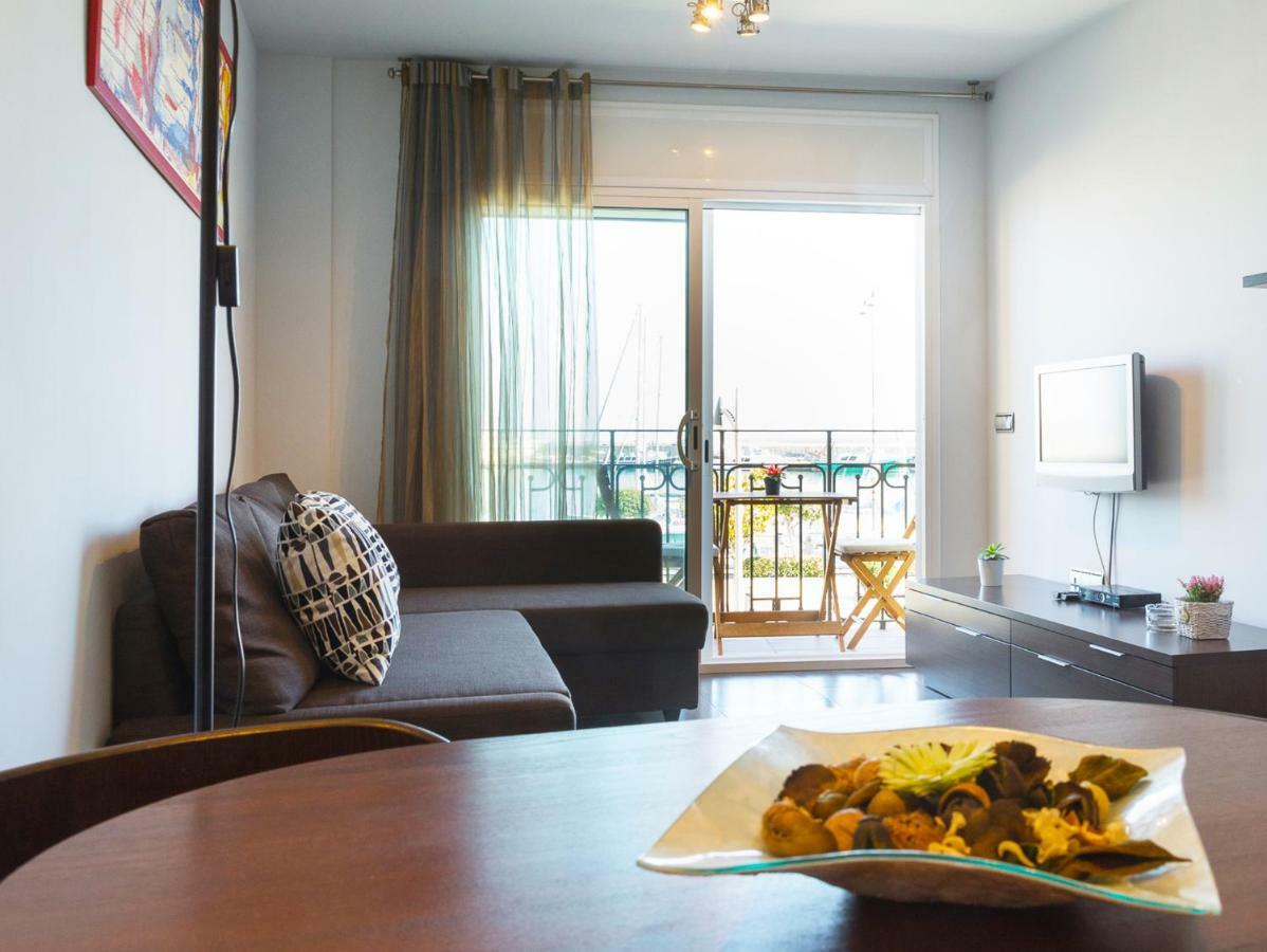 Apartamentos La Torre Камбрильс Экстерьер фото